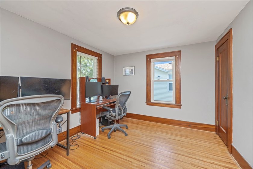 Welcome Home! This charming 3 bedroom and 1.5 bath Colonial in - photo 19