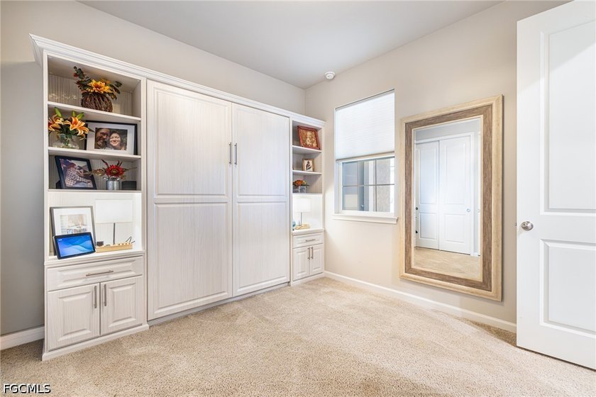 Welcome to Bonavie Cove, one of Fort Myers' most desirable gated - photo 21