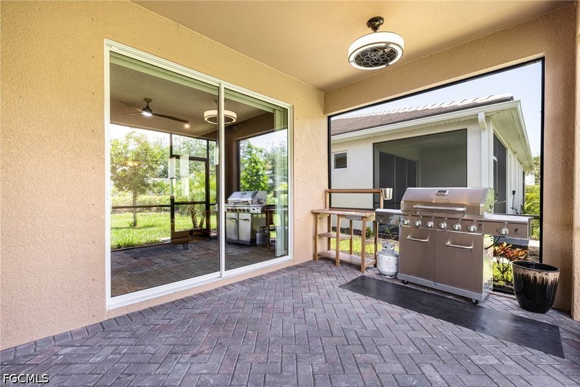 Welcome to Bonavie Cove, one of Fort Myers' most desirable gated - photo 36