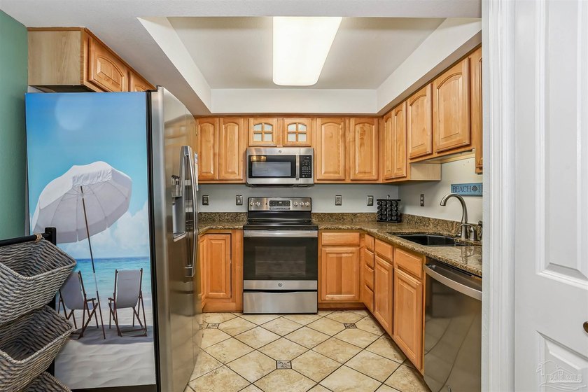 Situated within the Regency Towers condo complex on Pensacola - photo 8