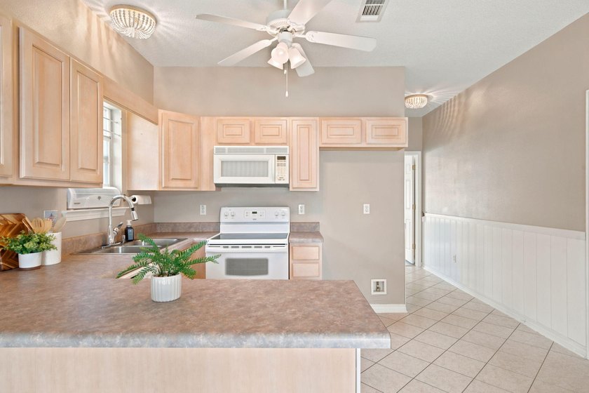 Welcome to one of Navarre's most sought-after neighborhoods--Tom - photo 46