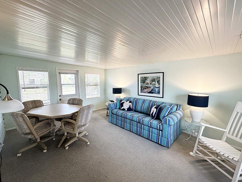 This 1320 square foot manufactured home in Bonita Terra features - photo 9