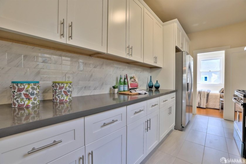 Prime Inner Richmond Duplex with Exceptional Income Potential - photo 14