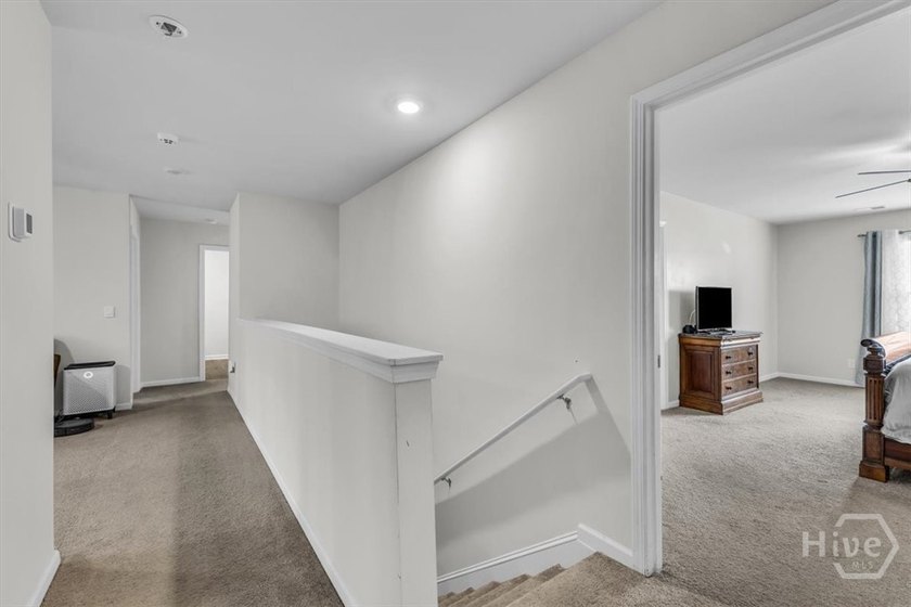 This 2-story, 5-bedroom, 3-bathroom beauty has laid all its - photo 25
