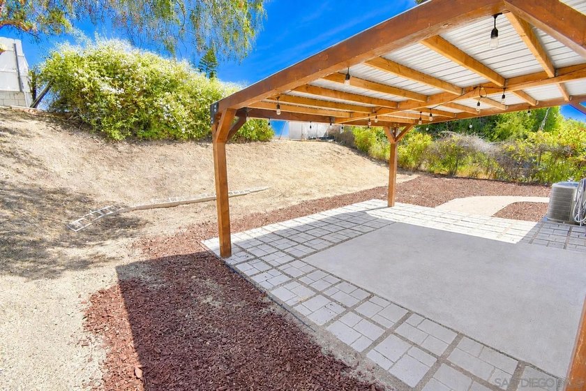 UPGRADED SINGLE STORY 3 BEDROOM AT TUCKED AWAY AT END OF - photo 33