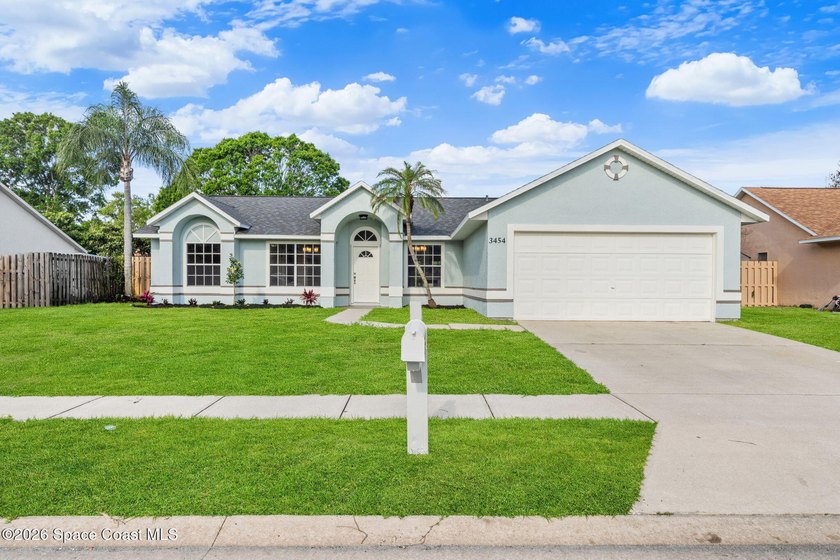 Move right in and start enjoying the Florida lifestyle! This - photo 2