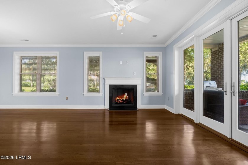 Welcome to Hamilton Village, where breathtaking panoramic views - photo 15