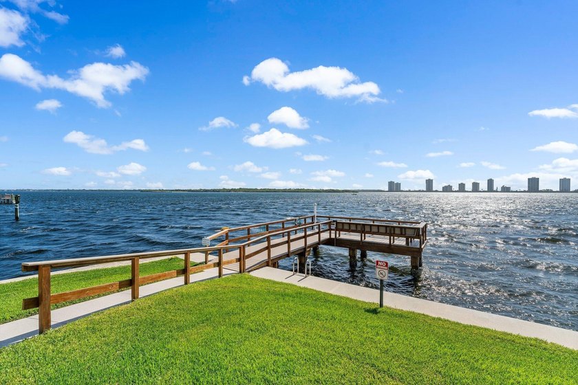 55+ Intracoastal community - now reduced $15,000 and priced well - photo 25