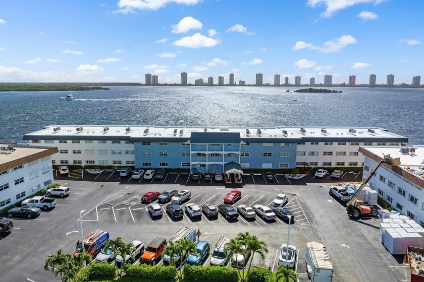 55+ Intracoastal community - now reduced $15,000 and priced well - photo 30