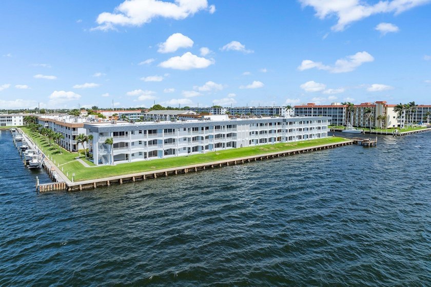 55+ Intracoastal community - now reduced $15,000 and priced well - photo 38