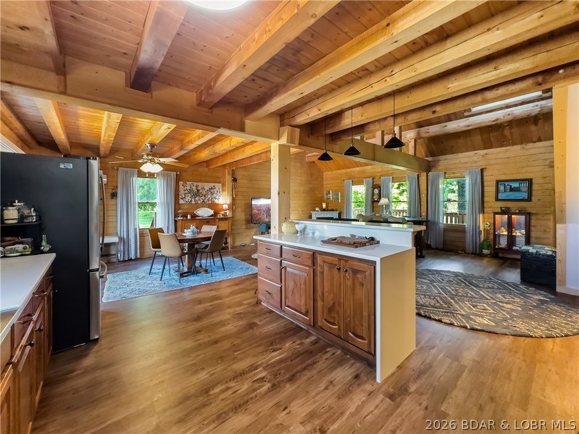 PRICE IMPROVEMENT! Welcome to your dream sanctuary, an inviting - photo 18