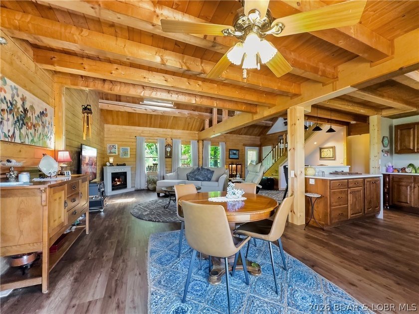 PRICE IMPROVEMENT! Welcome to your dream sanctuary, an inviting - photo 22
