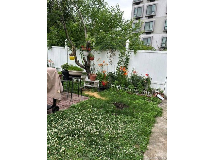 House for sale - photo 14