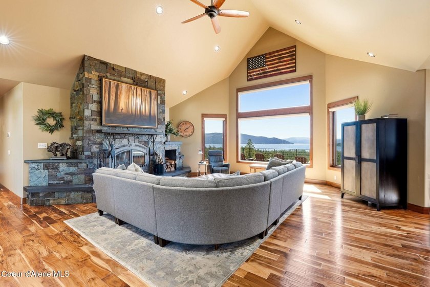 Perched to capture dramatic, sweeping views of Lake Pend Oreille - photo 16