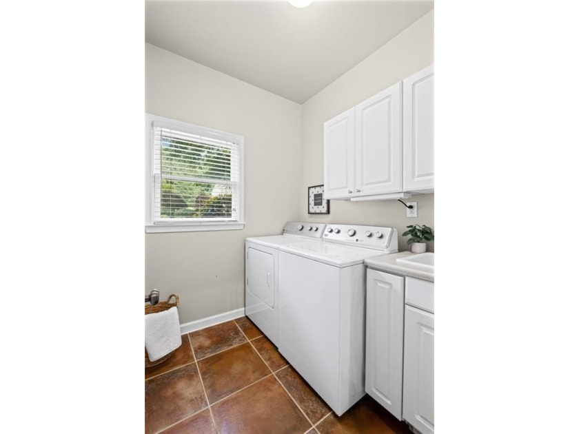 TERRIFIC HOME &amp; GREAT VALUE IN WOODMONT GOLF AND COUNTRY CLUB! - photo 38