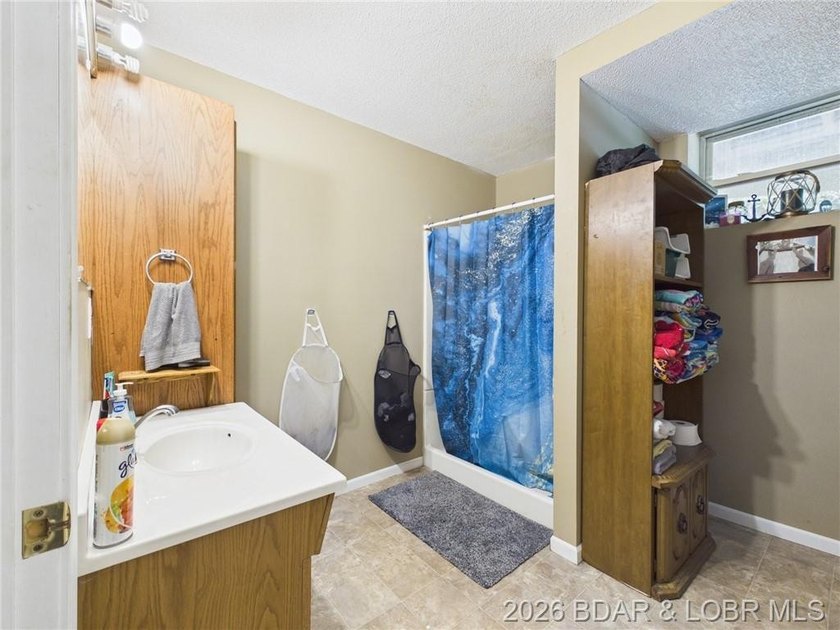 Stunning lake views and immense value await at this 5-bed - photo 39
