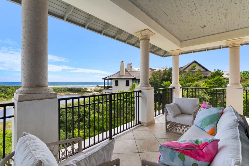 201 Bermuda Drive is located in the exclusive private gated - photo 36