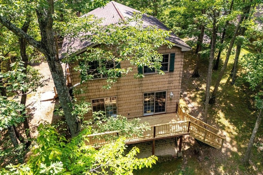 Nestled in the heart of Massanutten, this charming cabin offers - photo 49