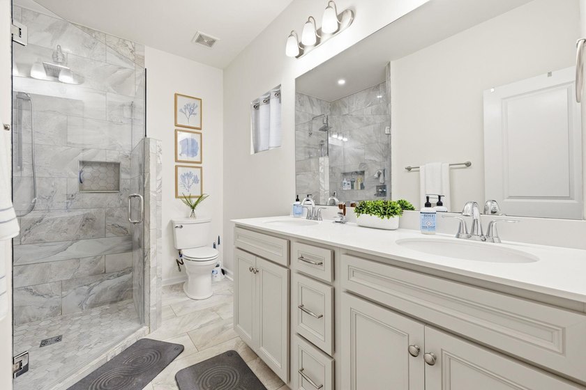 This beautifully appointed home offers 3 bedrooms and 2.5 baths - photo 18