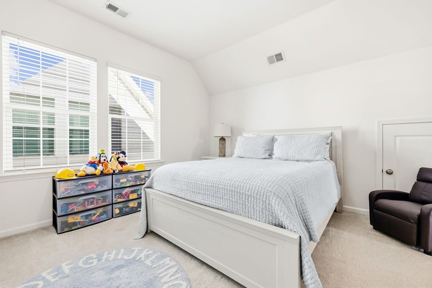 This beautifully appointed home offers 3 bedrooms and 2.5 baths - photo 22