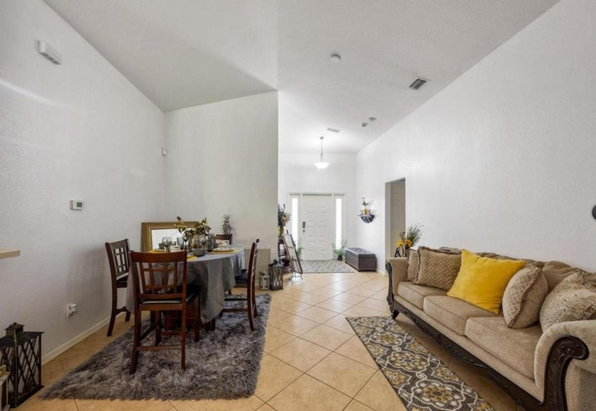 Beauty community, special layout with separate area to sit and - photo 22