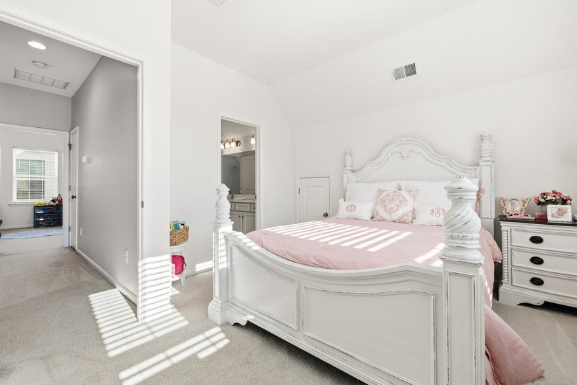 This beautifully appointed home offers 3 bedrooms and 2.5 baths - photo 27