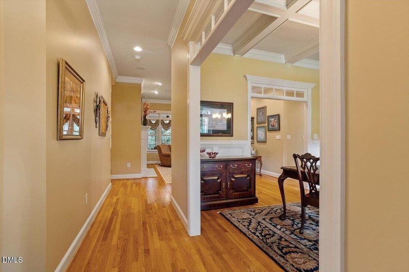 Welcome to 101 Briar Rose Lane, a stunning transitional custom - photo 7