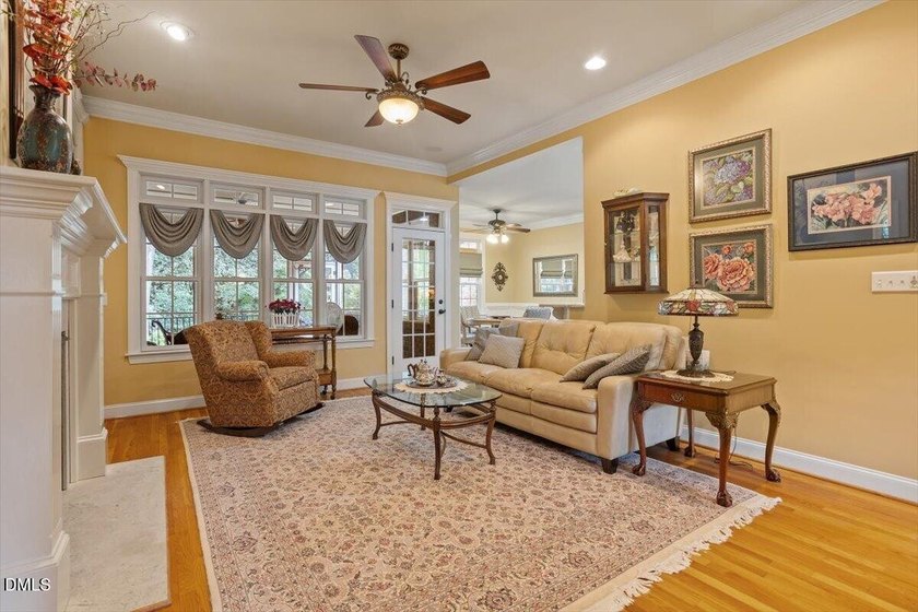 Welcome to 101 Briar Rose Lane, a stunning transitional custom - photo 10