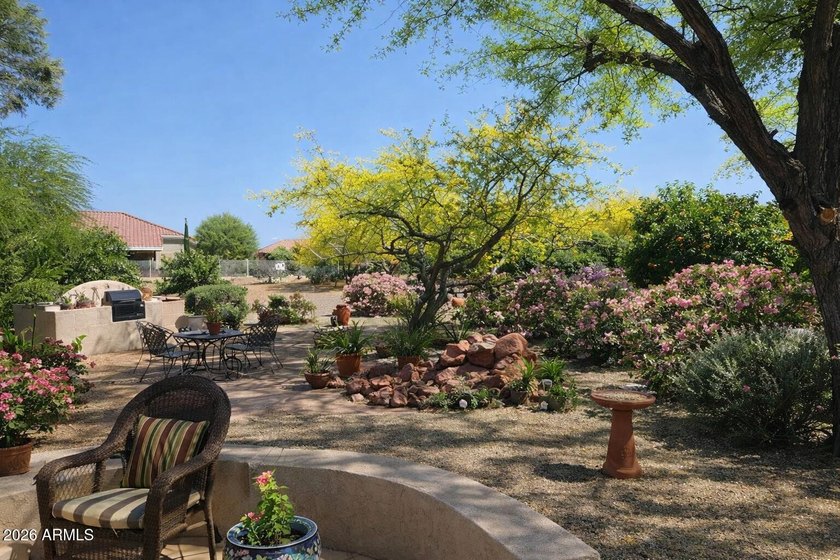 Back on the market with beautiful updates! An expanded Chandler - photo 5