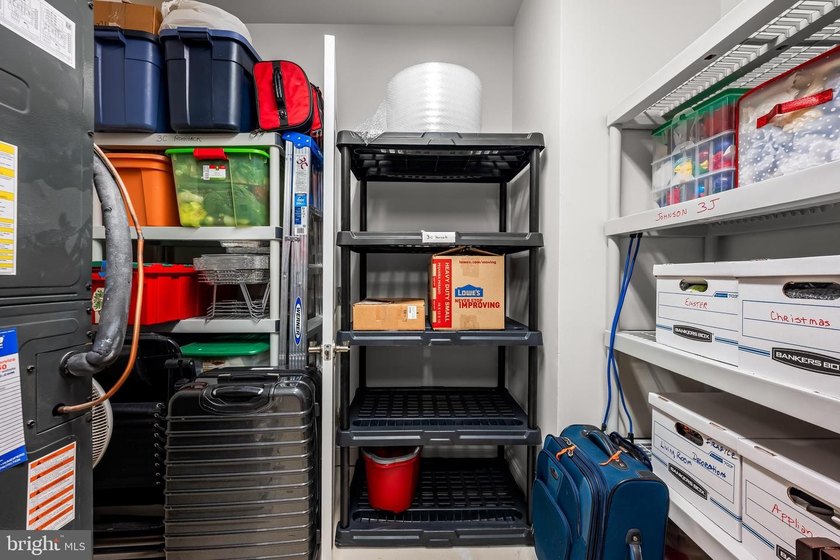 Welcome to easy, low-maintenance living at its finest in The - photo 31