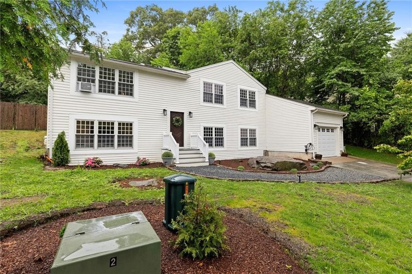 Tucked away in a peaceful setting, this three-bedroom - photo 43