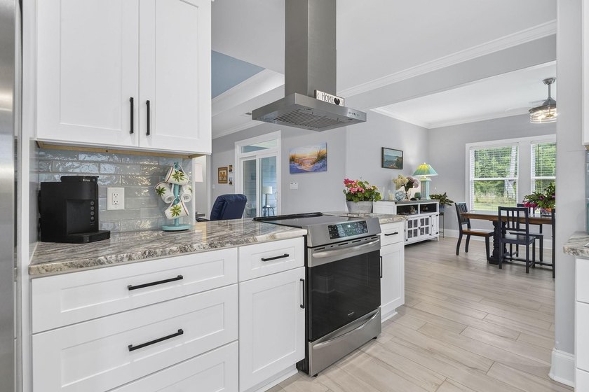 Welcome to 161 Henry Middleton Boulevard, where Lowcountry charm - photo 13