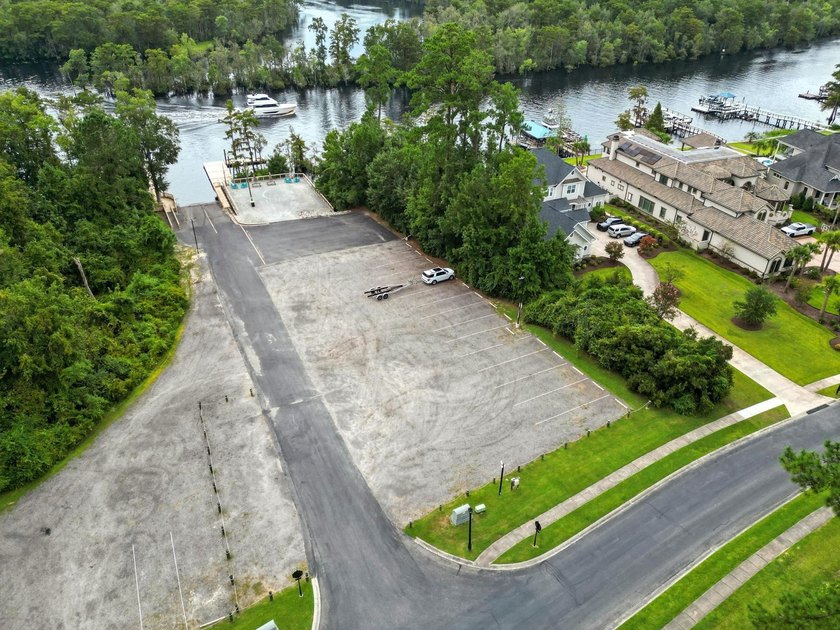 Welcome to 161 Henry Middleton Boulevard, where Lowcountry charm - photo 39
