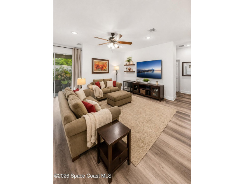 Come see this rare 5/3/2 CBS home with a flex space built in - photo 8