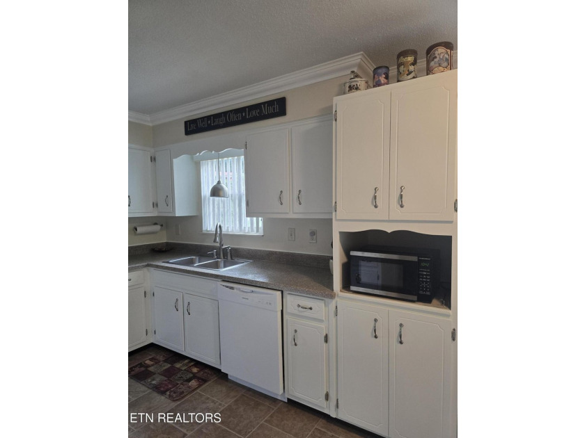 This adorable, fully updated 3 bedroom, 2 full bath home sits on - photo 21
