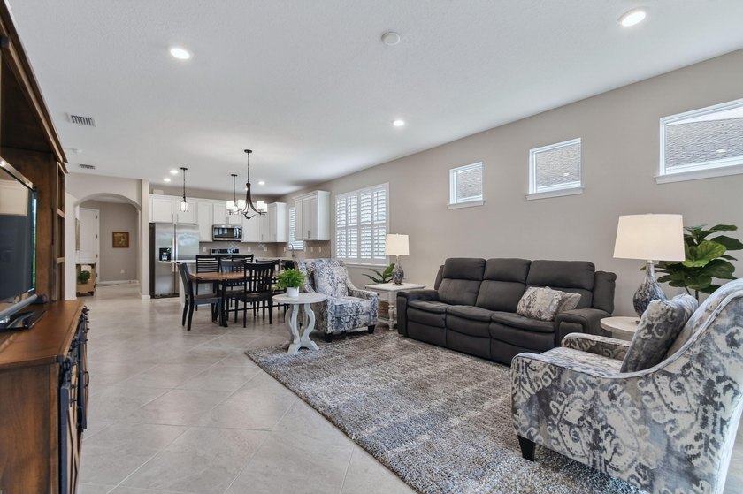 Welcome to this beautifully maintained 2 bed, 2 bath plus Den in - photo 19