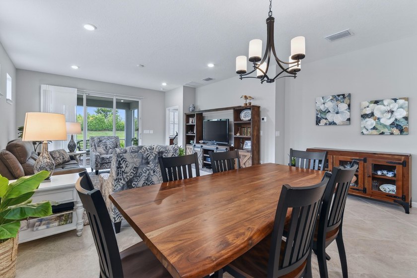 Welcome to this beautifully maintained 2 bed, 2 bath plus Den in - photo 22