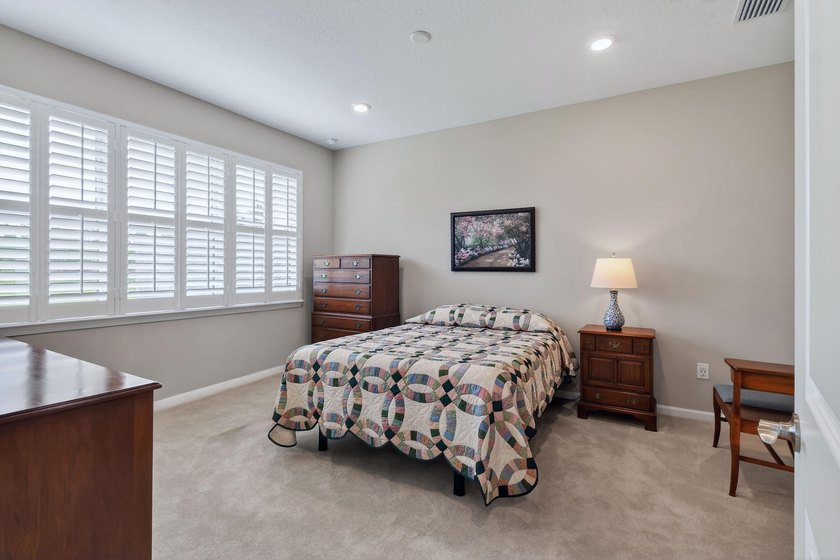 Welcome to this beautifully maintained 2 bed, 2 bath plus Den in - photo 24