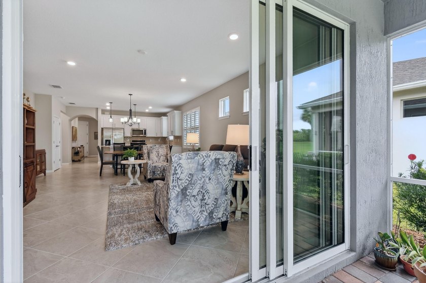 Welcome to this beautifully maintained 2 bed, 2 bath plus Den in - photo 44