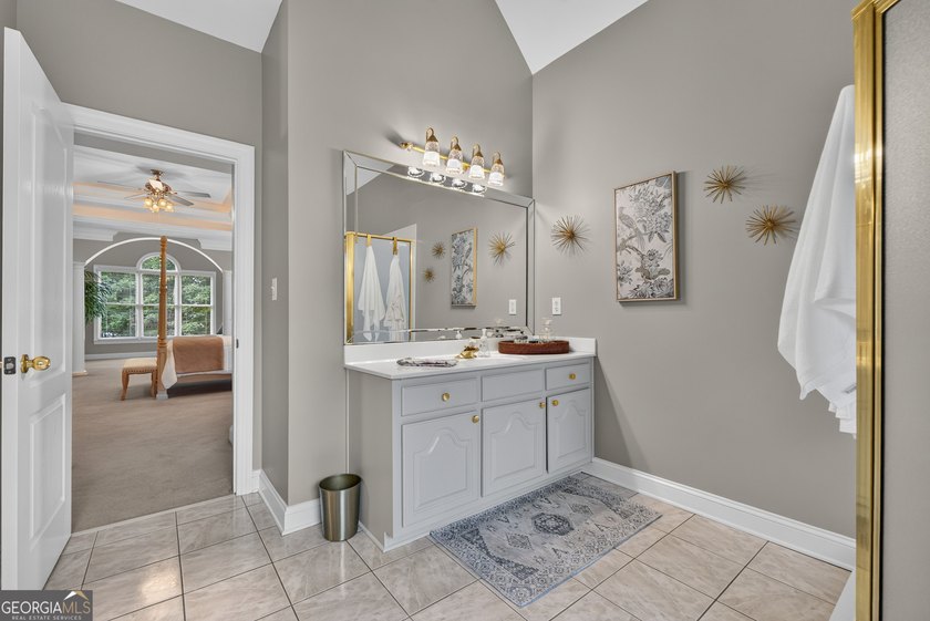 Welcome to this exceptional, one-owner lakefront home, offered - photo 48