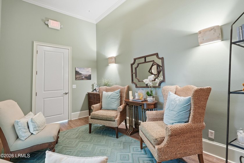 Welcome to this beautifully maintained 2-bedroom, 2-bathroom - photo 50