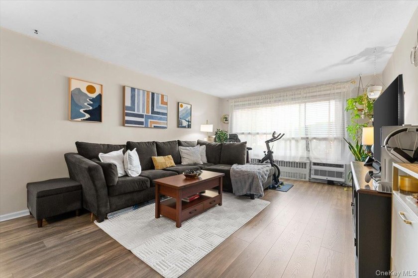 Welcome to this bright and spacious 1-bedroom co-op at The - photo 4