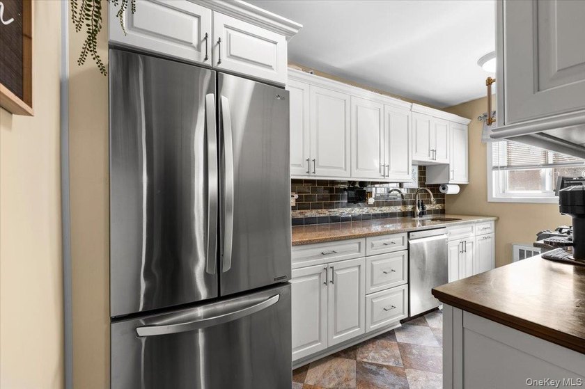 Welcome to this bright and spacious 1-bedroom co-op at The - photo 7