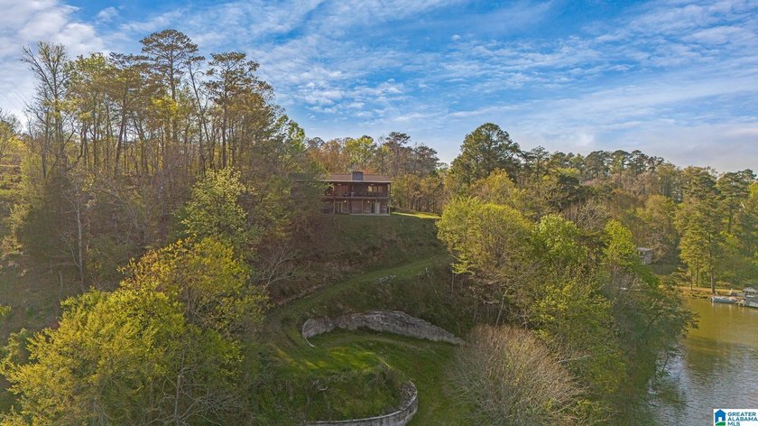 Wow! Welcome to this RARE LUXURY Warrior River Retreat! 4.25 +/- - photo 32