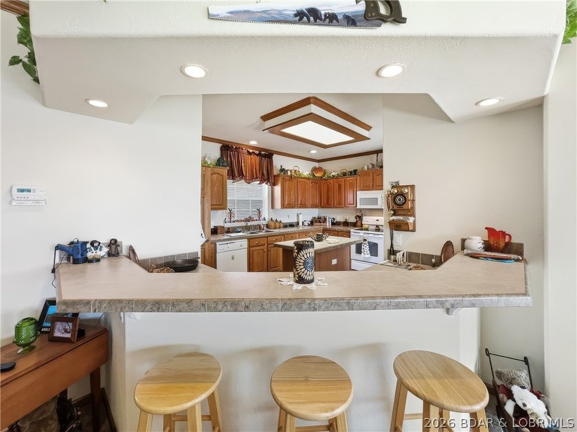 Unique country home with impressive lake views on 1.7 acres &amp; a - photo 13