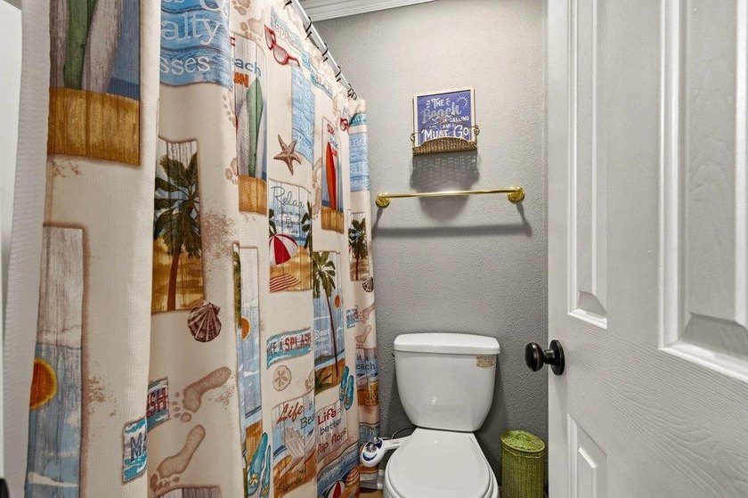 Attention to detail shines throughout this charming, fully - photo 16