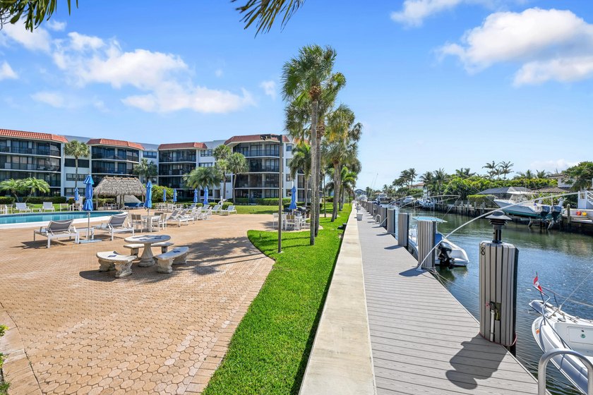 Experience the ultimate Florida lifestyle in this stunning 3/2 - photo 39