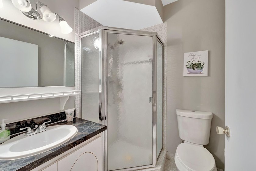 CHARMING 2 BEDROOM 2 BATHROOM CONDO WITH NICE POOL VIEW IN THE - photo 5