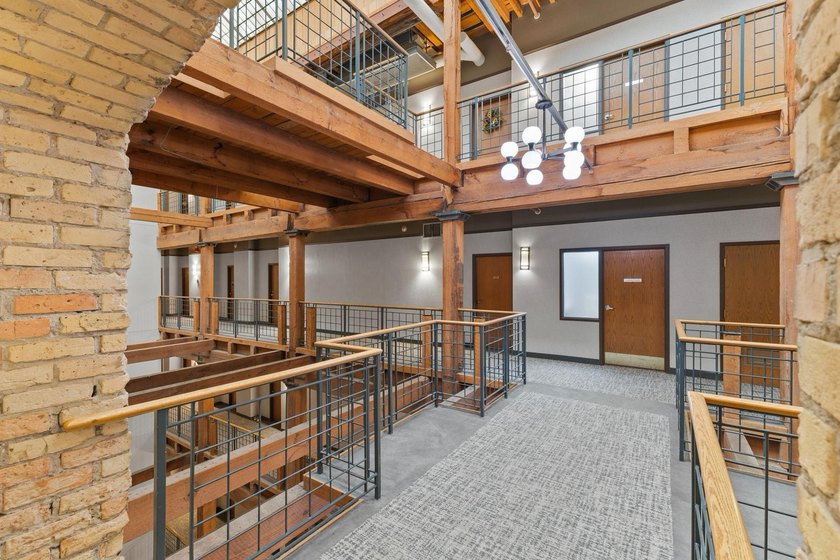 Experience the perfect blend of historic character and modern - photo 18