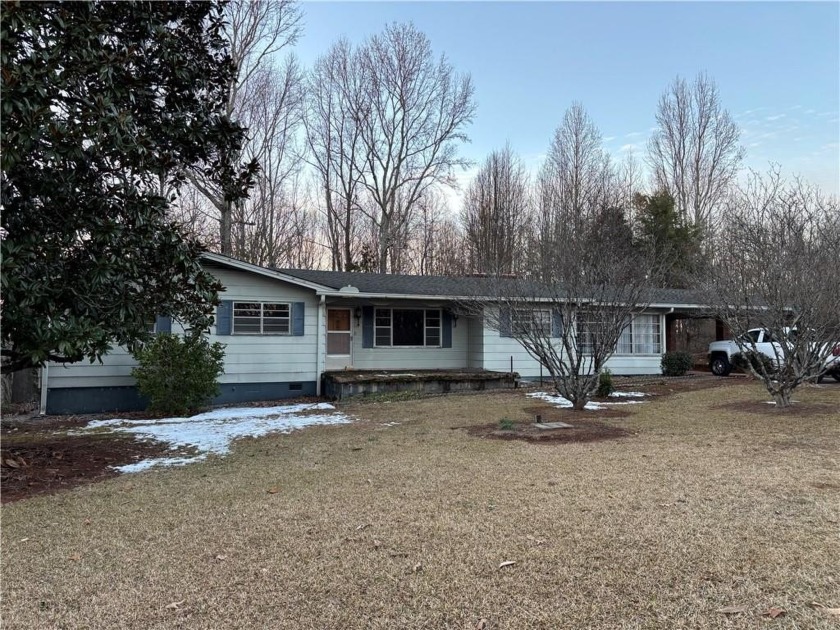 Beautiful mature land! 23.41 Acres - wooded with a nice mix of - photo 19